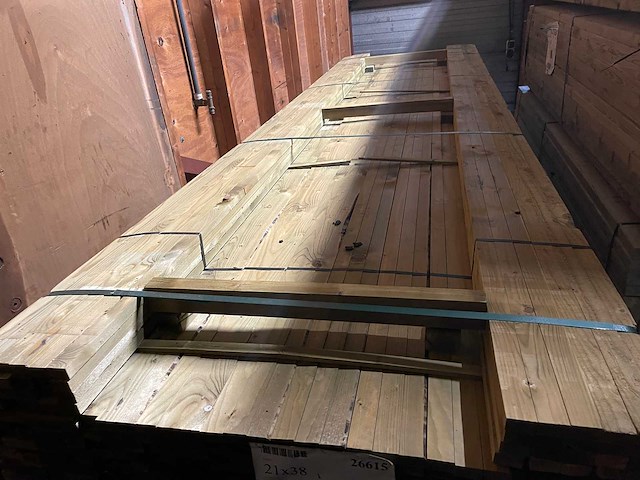 Vuren panlatten groen geïmpregneerd 3900x36x21mm (600x) - afbeelding 1 van  3