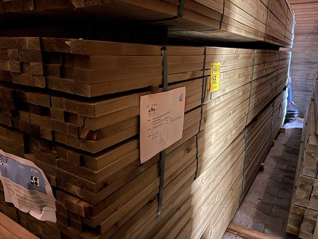 Vuren panlatten groen geïmpregneerd 3900x36x21mm (600x) - afbeelding 2 van  3