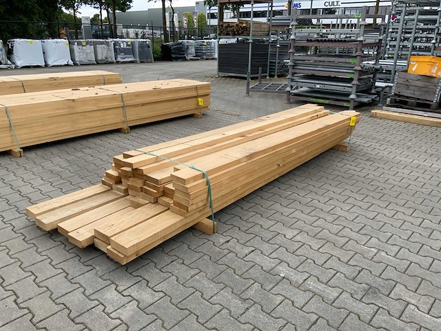 Vuren plank 3055/3700mm (45x) - afbeelding 1 van  10
