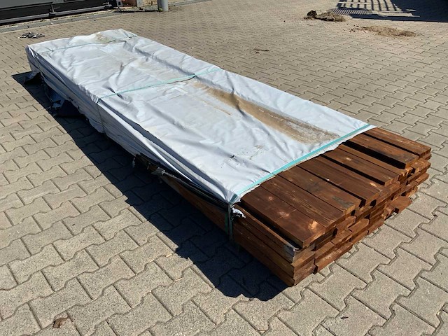 Vuren plank 3600x70x45mm (70x) - afbeelding 4 van  5