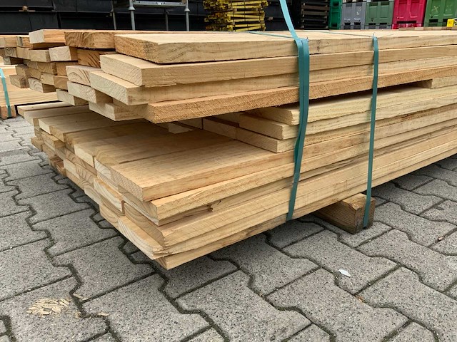 Vuren plank 3660-4260mm (98x) - afbeelding 6 van  6