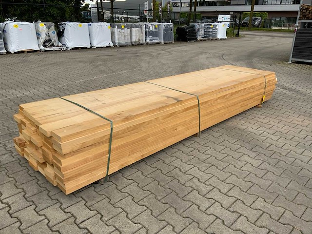 Vuren plank 3670x145x45mm (60x) - afbeelding 1 van  9