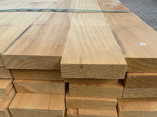 Vuren plank 3670x145x45mm (60x) - afbeelding 4 van  9