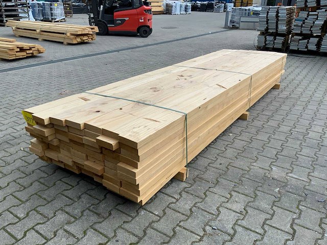 Vuren plank 3670x145x45mm 70st nieuw - afbeelding 1 van  1