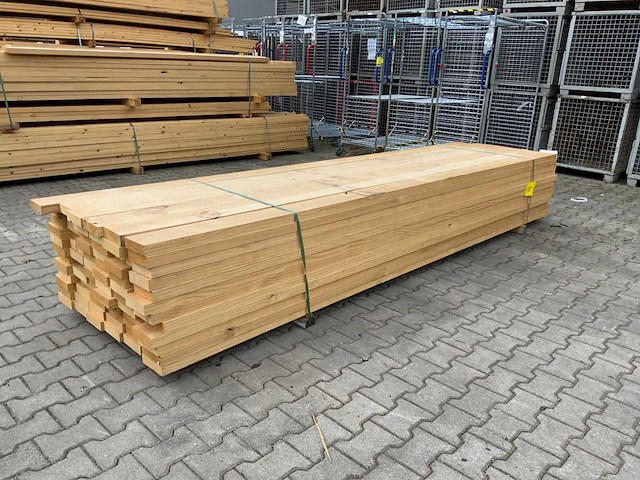 Vuren plank 3670x145x45mm (72x) - afbeelding 1 van  10