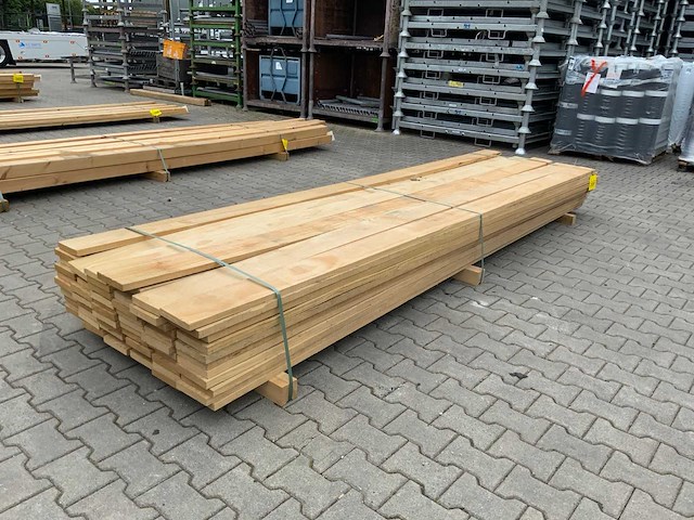 Vuren plank 3670x150x25mm (64x) - afbeelding 1 van  7