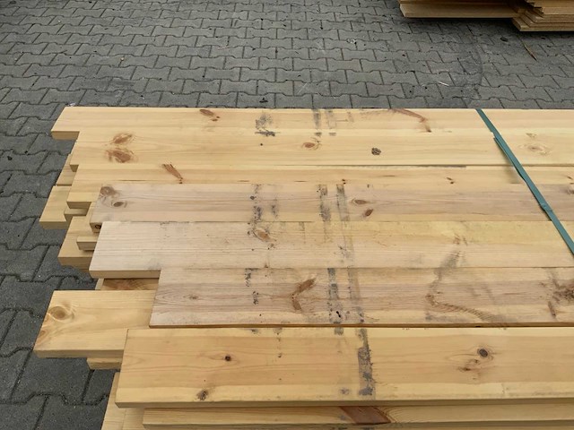 Vuren plank 3800 tot 5100x120x28mm ca 130 stuks - afbeelding 9 van  9