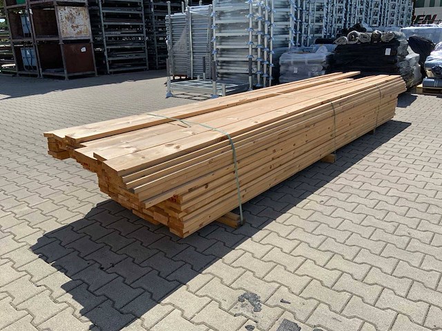 Vuren plank 3900-4500x120x30mm 136st nieuw - afbeelding 1 van  1