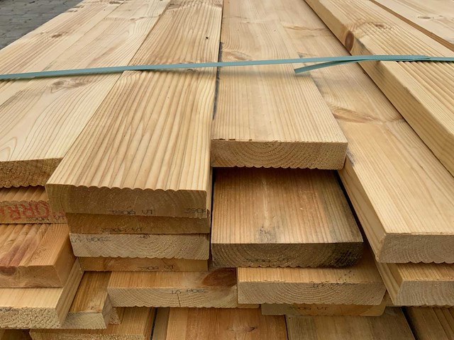 Vuren plank 3900x120x28mm (64x) - afbeelding 8 van  9