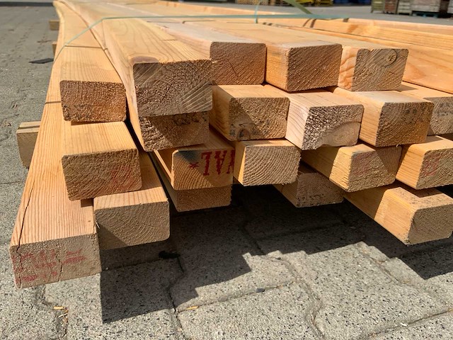 Vuren plank 4200x70x50mm (46x) - afbeelding 6 van  7