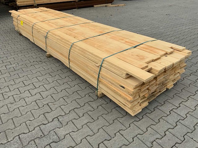 Vuren plank 4250-4880x130x25mm (120x) - afbeelding 1 van  8