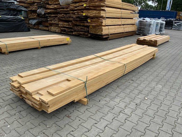 Vuren plank 4260/4880x150x28mm (57x) - afbeelding 1 van  8