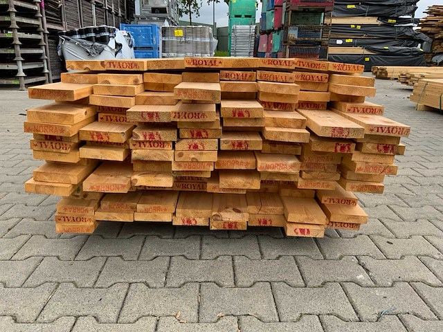 Vuren plank 4500/4800x120x28mm (136x) - afbeelding 4 van  9