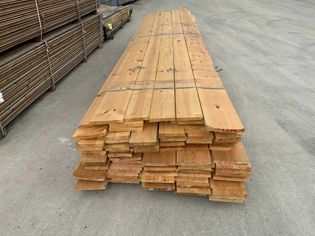 Vuren plank 4600 tot 5500mm (100x) - afbeelding 3 van  9