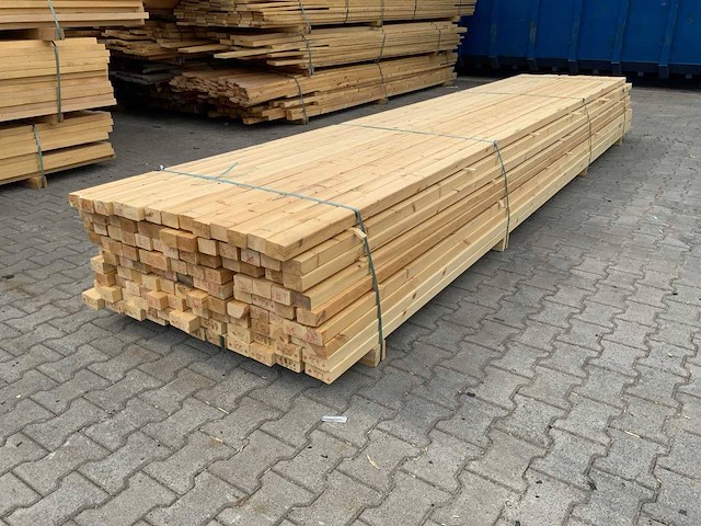 Vuren plank 4800x70-100x50mm 118st nieuw - afbeelding 1 van  1