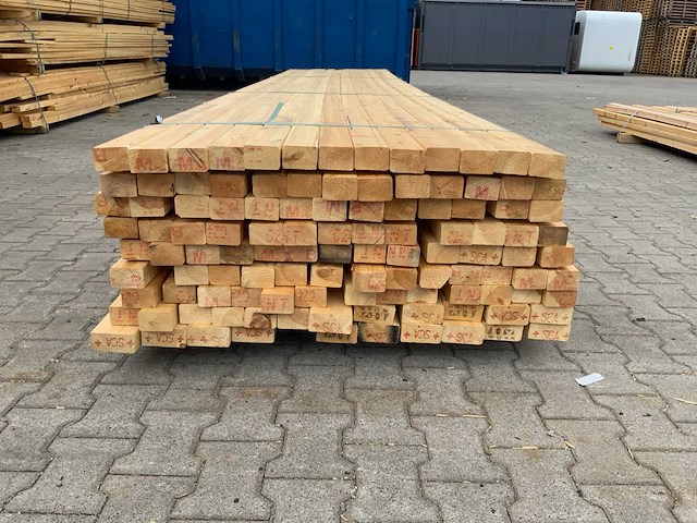 Vuren plank 4800x70-100x50mm (118x) - afbeelding 5 van  7