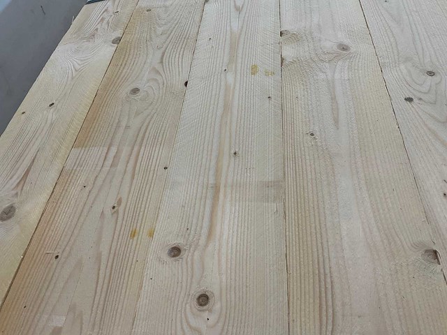 Vuren plank 570x17,5x2,2 cm (30x) - afbeelding 5 van  6