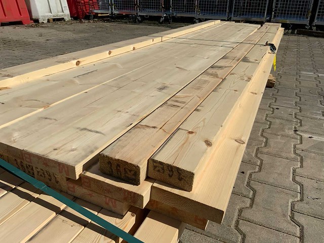 Vuren plank en balkjes mix tot 4880mm (46x) - afbeelding 3 van  7