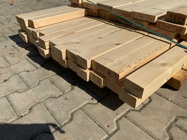 Vuren plank en balkjes mix tot 4880mm (46x) - afbeelding 4 van  7