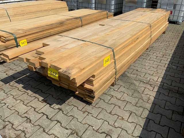 Vuren plank en ligger mix 4250-4880mm (118x) - afbeelding 1 van  7