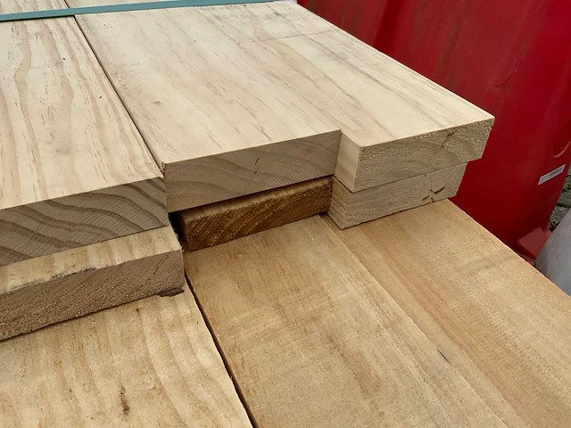 Vuren plank en ligger mix vanaf 4260 tot 5000mm (95x) - afbeelding 5 van  7