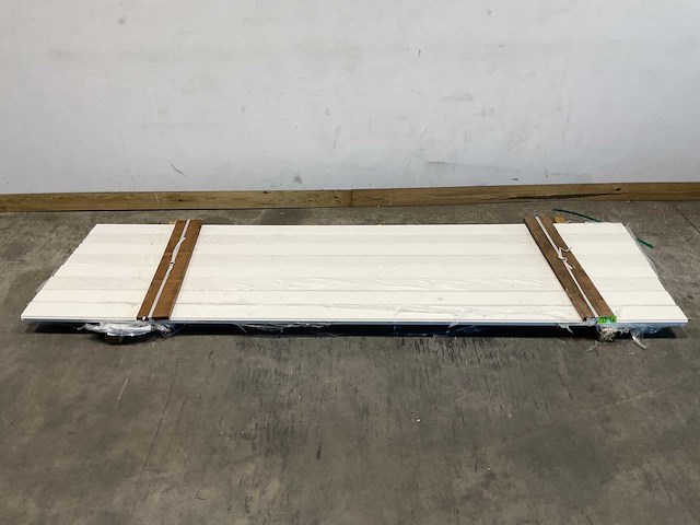 Vuren plank gegrond 330x12x2 cm (16x) - afbeelding 1 van  3