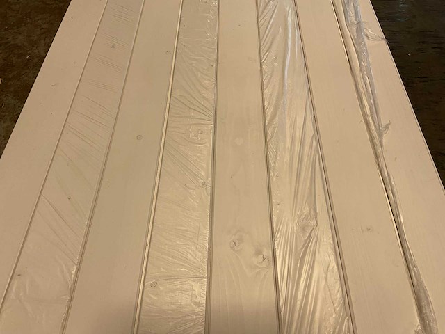 Vuren plank gegrond 330x12x2 cm (16x) - afbeelding 1 van  3