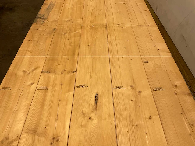 Vuren plank geschaafd - 540x23,5x3,8 cm (20x) - afbeelding 1 van  1