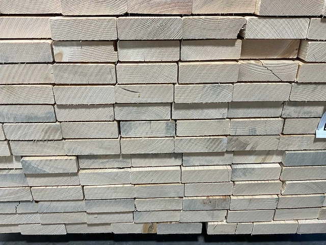 Vuren plank geschaafd 300x14,5x4,5 cm (50x) - afbeelding 6 van  8