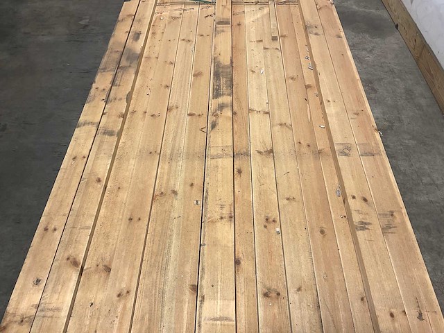 Vuren plank geschaafd 420x7.5x3.2 cm (81x) - afbeelding 2 van  3