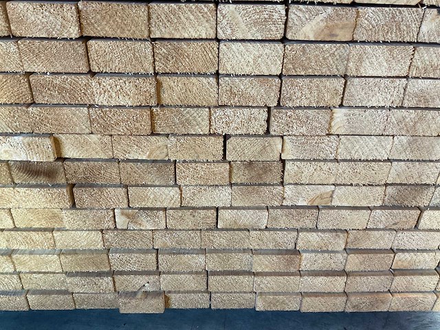 Vuren plank geschaafd 510x9,5x4,5 cm (50x) - afbeelding 6 van  8