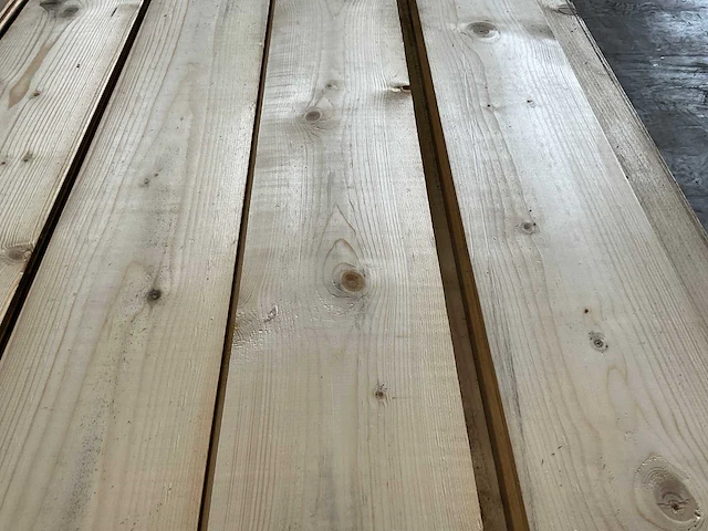 Vuren plank geschaafd met mes- en groef 390x17x1,8 cm (50x) - afbeelding 3 van  7