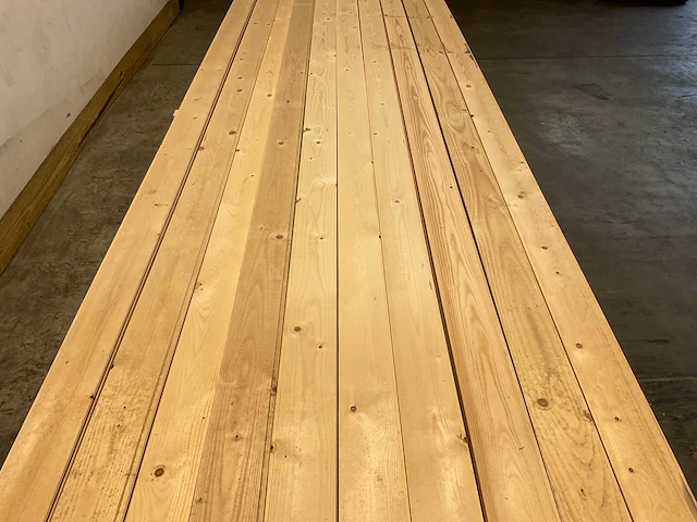 Vuren plank mes- en groef geschaafd 480x9,5x2 cm (132x) - afbeelding 3 van  7