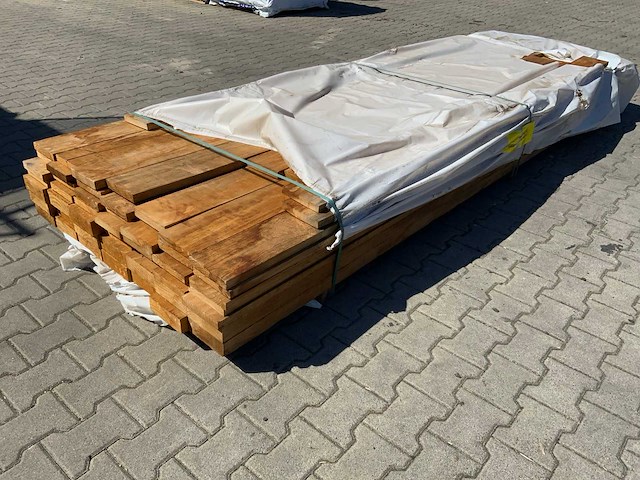 Vuren plank mix 2600-3600mm (56x) - afbeelding 1 van  5