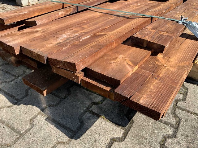 Vuren plank mix 2600-4800mm (80x) - afbeelding 3 van  4