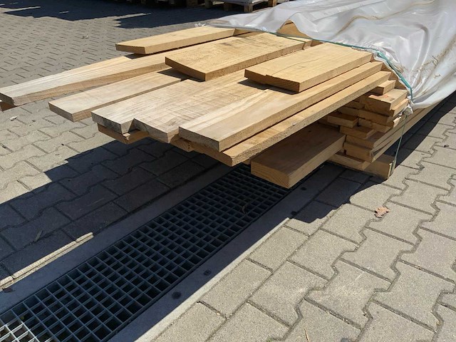 Vuren plank mix 3600-4900x130-200x25-30mm (125x) - afbeelding 4 van  10