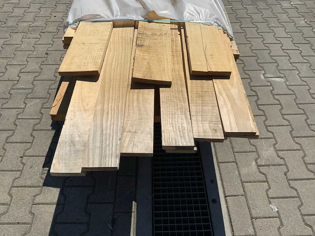 Vuren plank mix 3600-4900x130-200x25-30mm (125x) - afbeelding 4 van  10