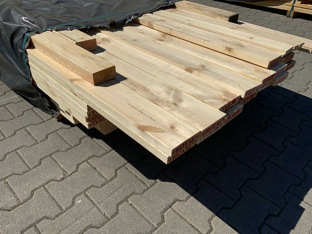 Vuren plank mix 3600-5200mm (100x) - afbeelding 4 van  7