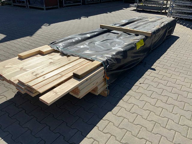 Vuren plank mix 3600-5200mm (100x) - afbeelding 1 van  5