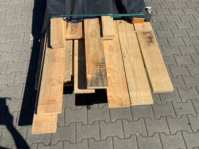 Vuren plank mix 3600-5500x120-150x25mm (95x) - afbeelding 2 van  5