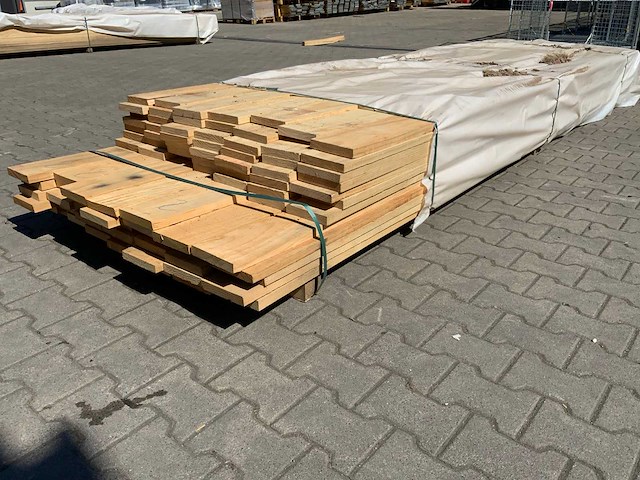 Vuren plank mix 3600/4000x150/155x25mm (91x) - afbeelding 1 van  7