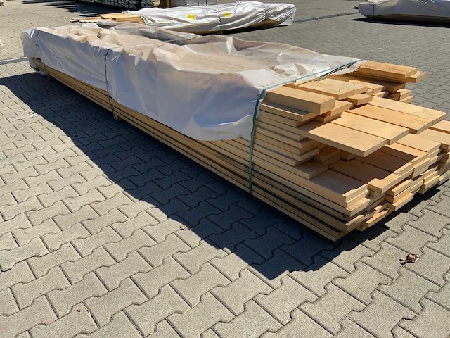 Vuren plank mix 4000-4900x130-155x25-30mm - afbeelding 10 van  11