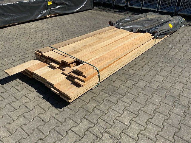 Vuren plank mix 4000/4500x130/150x25mm (60x) - afbeelding 1 van  5