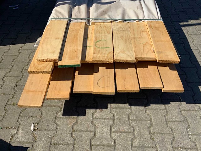 Vuren plank mix 4200-5200mm (70x) - afbeelding 2 van  5