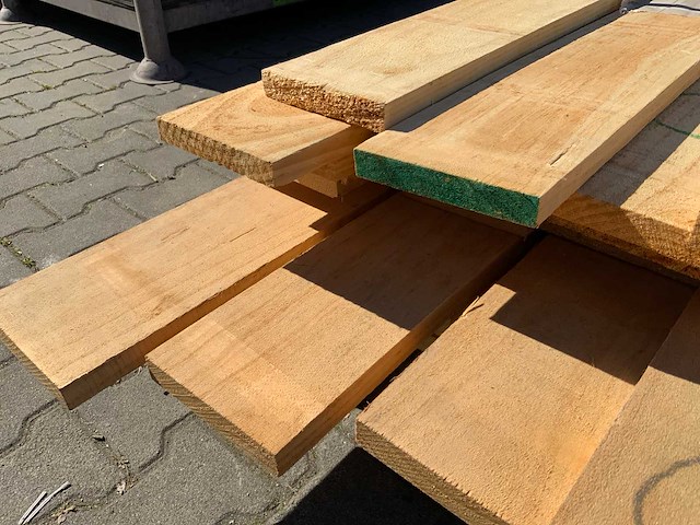 Vuren plank mix 4200-5200mm (70x) - afbeelding 4 van  5