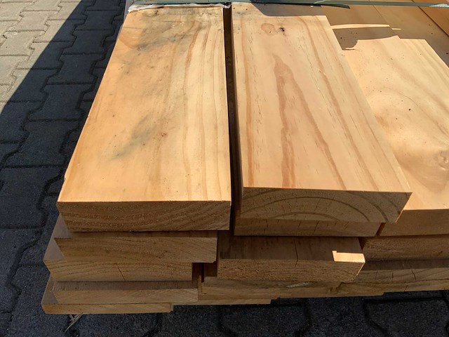 Vuren plank mix 4250x145-150x25-40mm (78x) - afbeelding 5 van  9