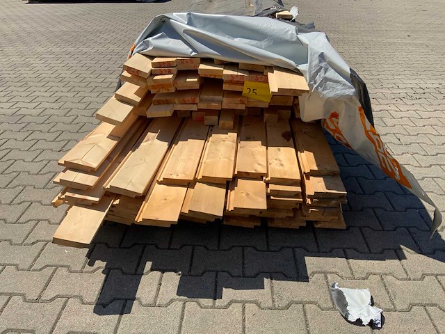 Vuren plank mix 4800-5400mm (130x) - afbeelding 9 van  10