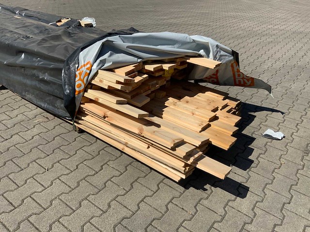 Vuren plank mix 4800-5400mm (130x) - afbeelding 9 van  10