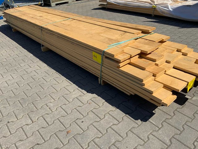 Vuren plank mix pakket 4200-5000mm (84x) - afbeelding 7 van  8