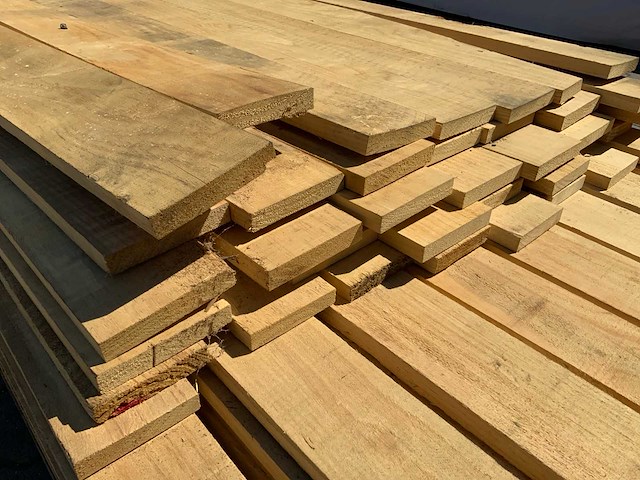 Vuren plank mix pakket tot 4880mm (100x) - afbeelding 7 van  8